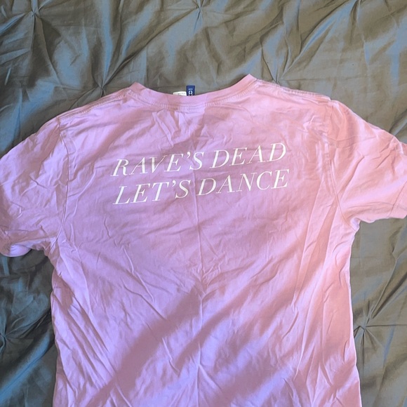 Pink Tee - Picture 4 of 4